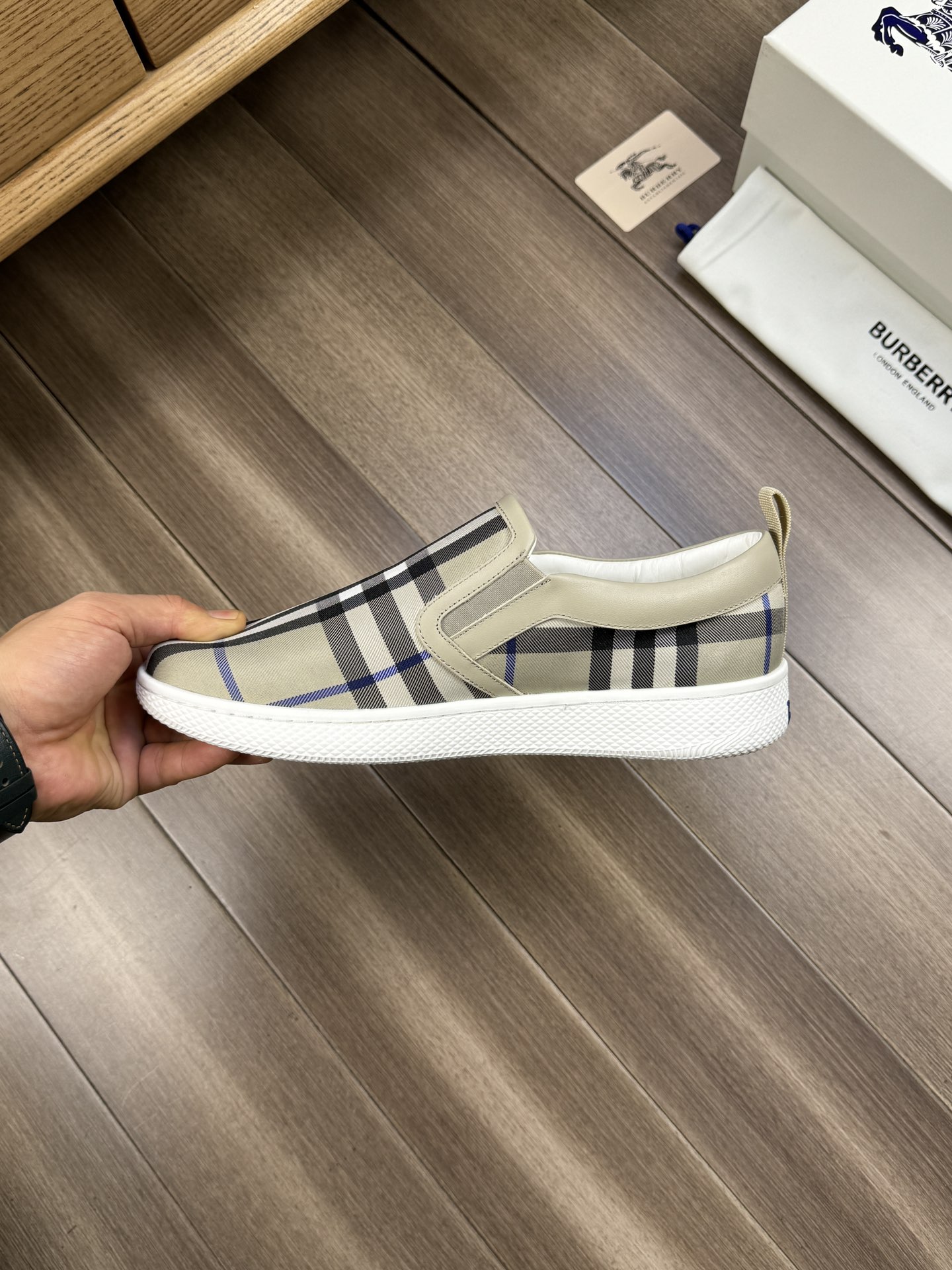Burberry shoes