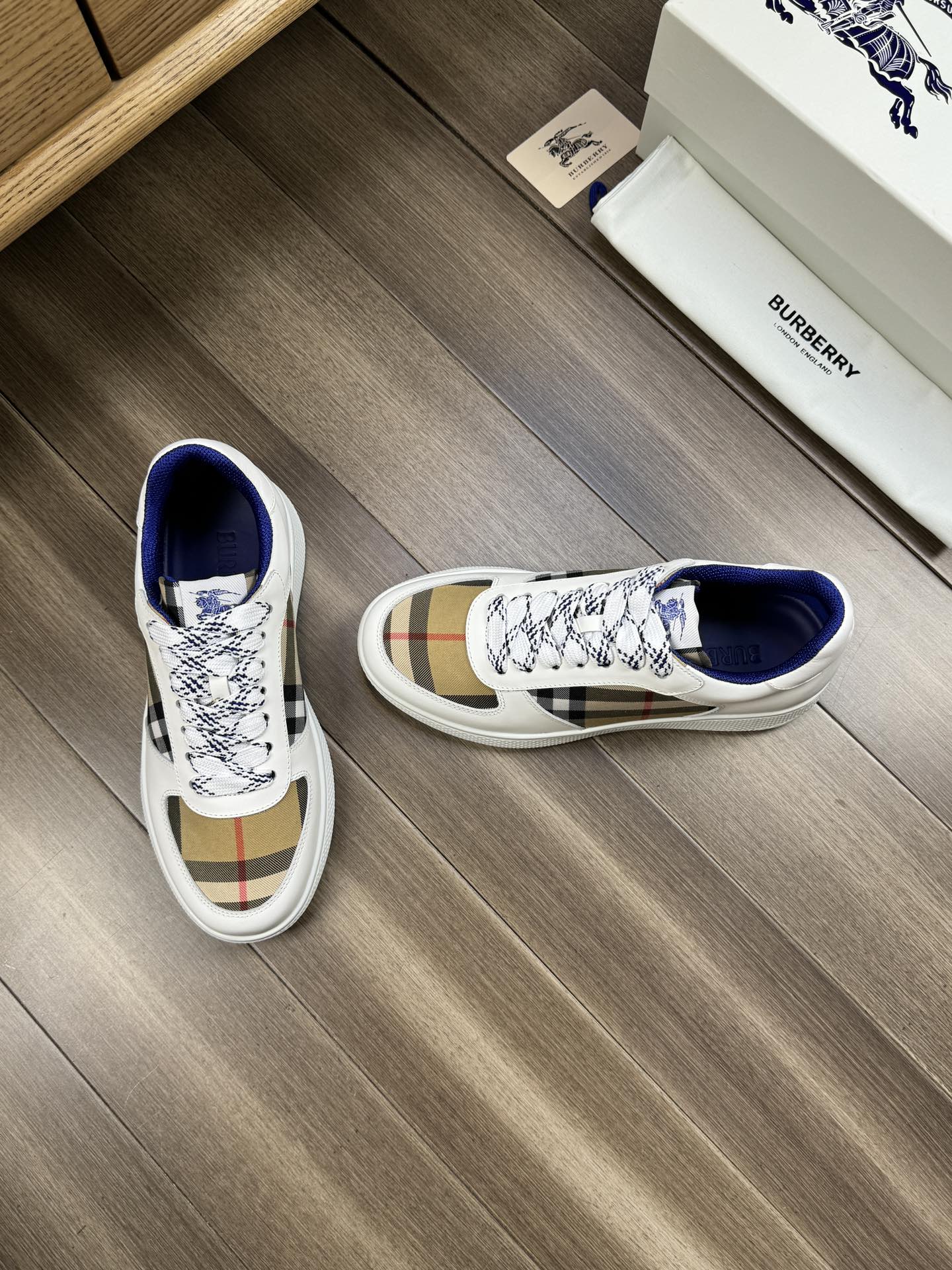 Burberry shoes