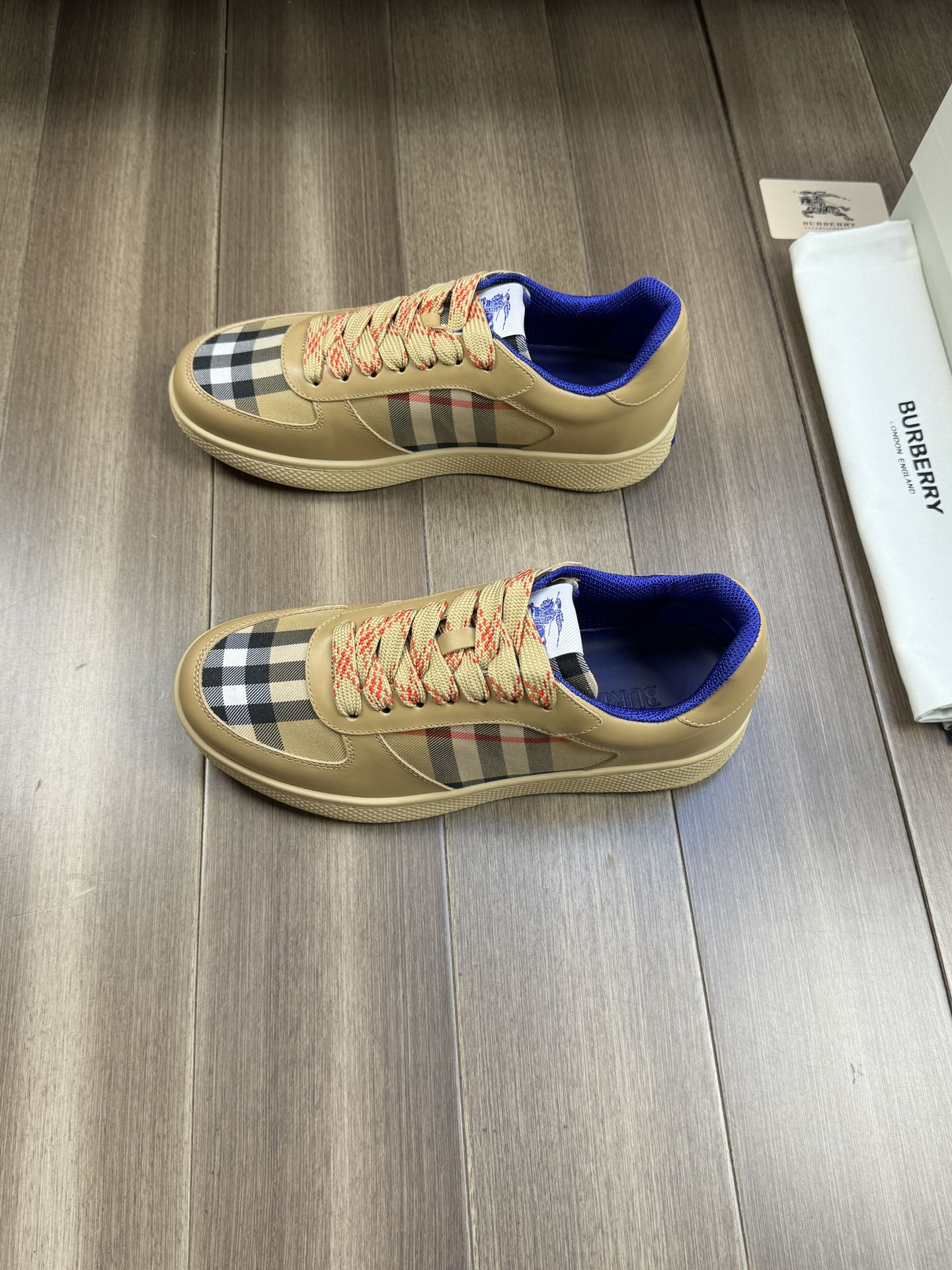 Burberry shoes