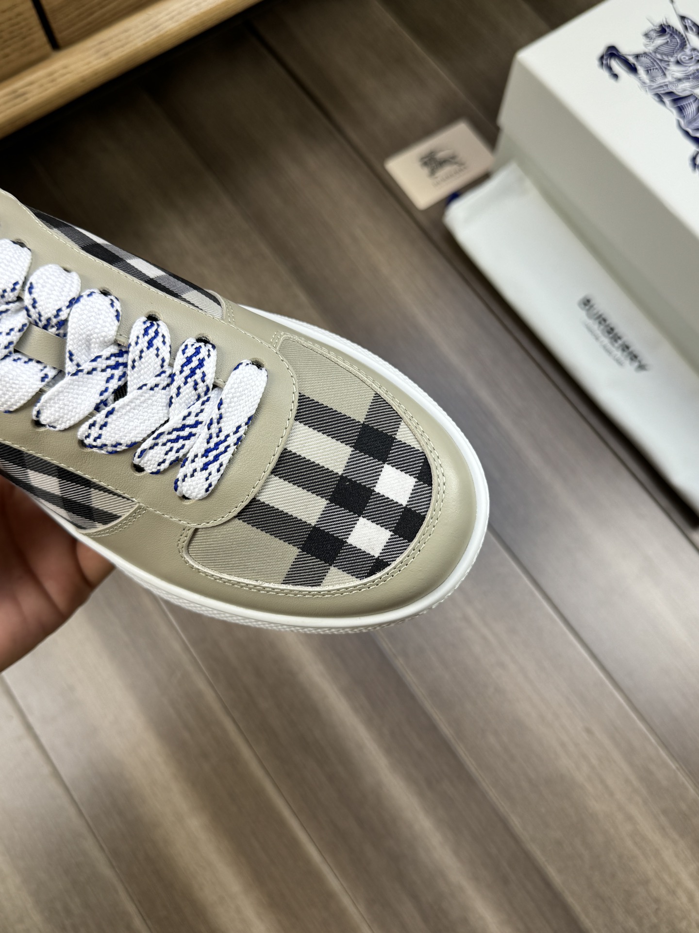 Burberry shoes