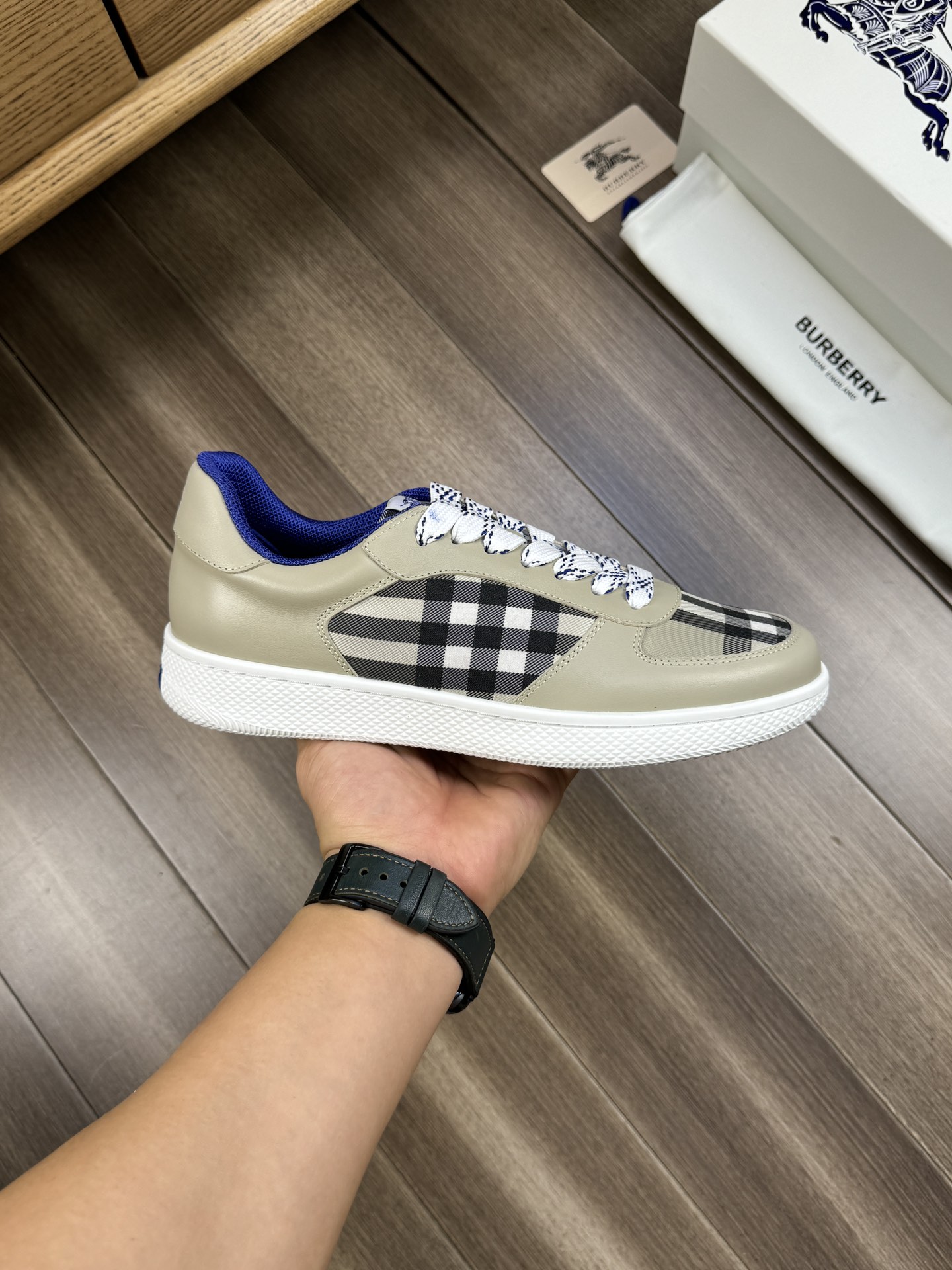 Burberry shoes