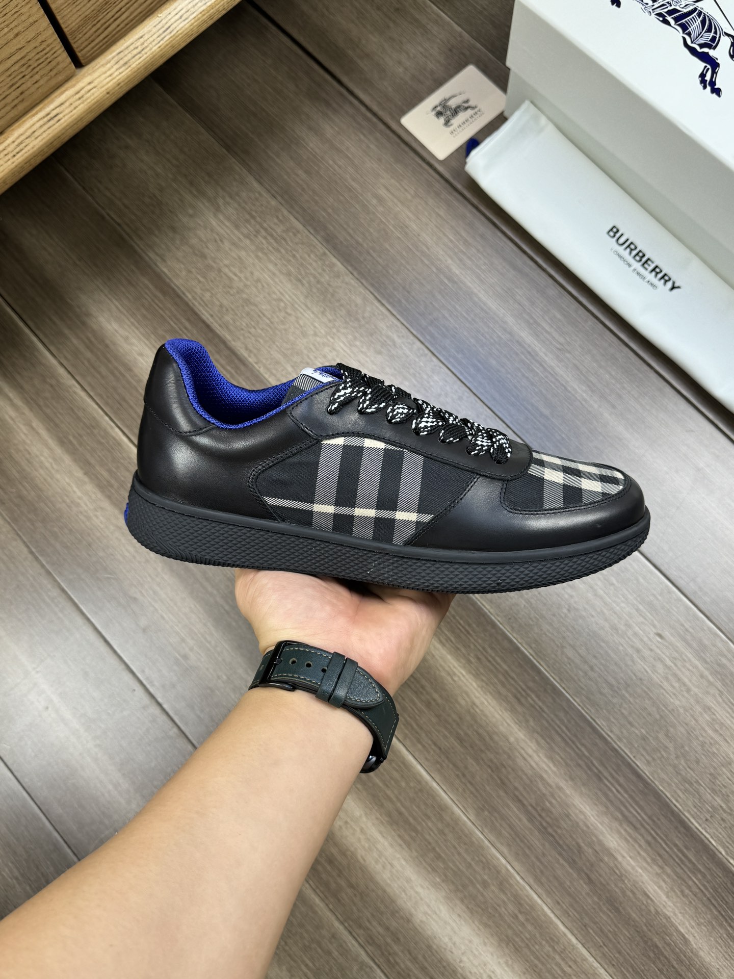 Burberry shoes