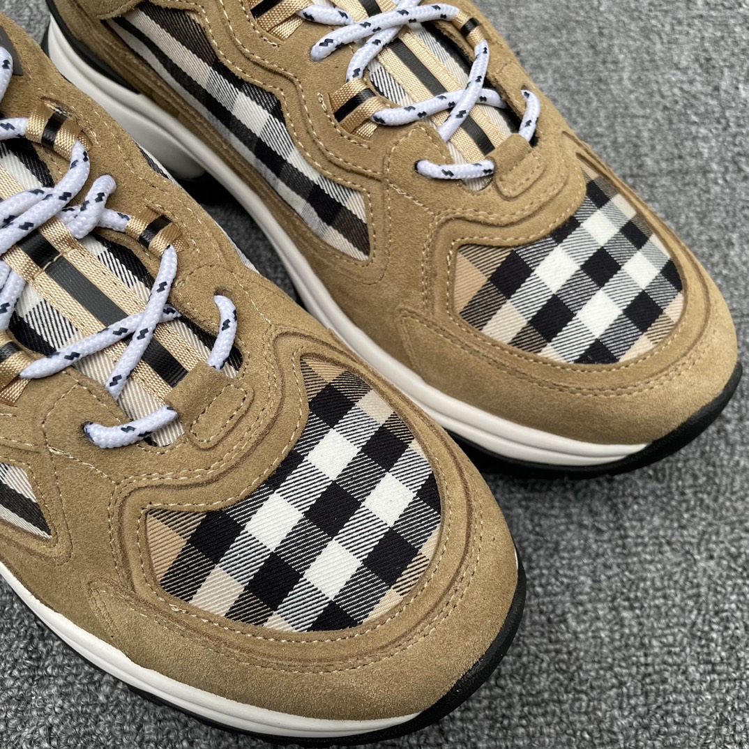Burberry shoes