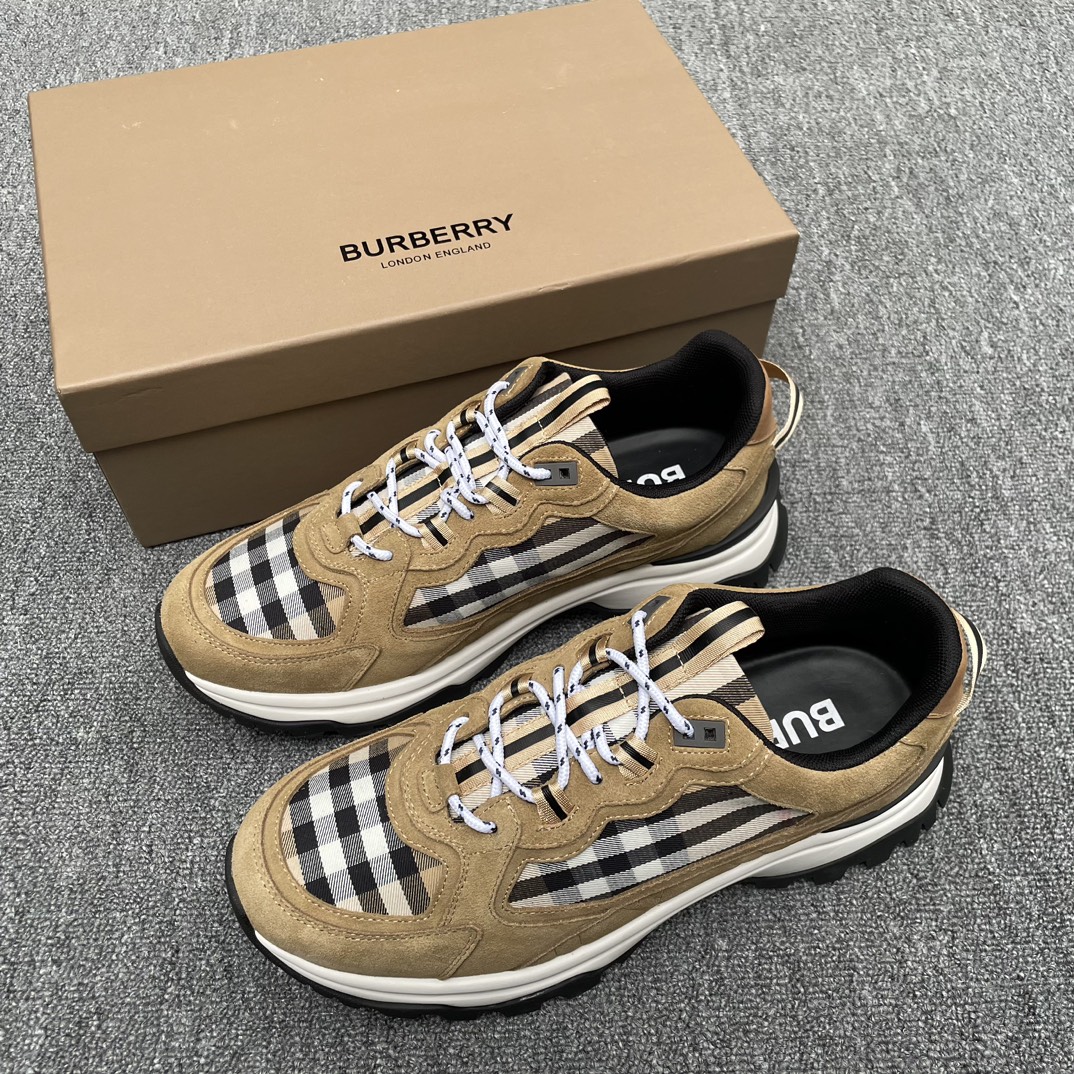 Burberry shoes