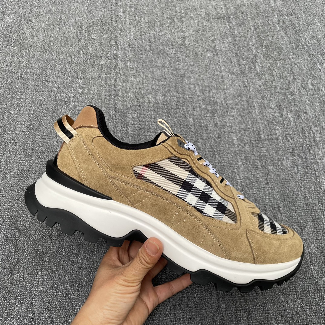 Burberry shoes