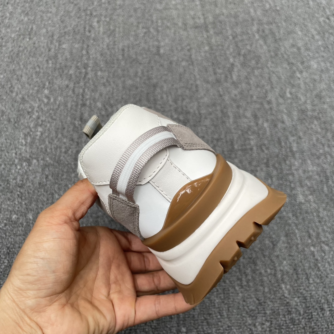 Burberry shoes