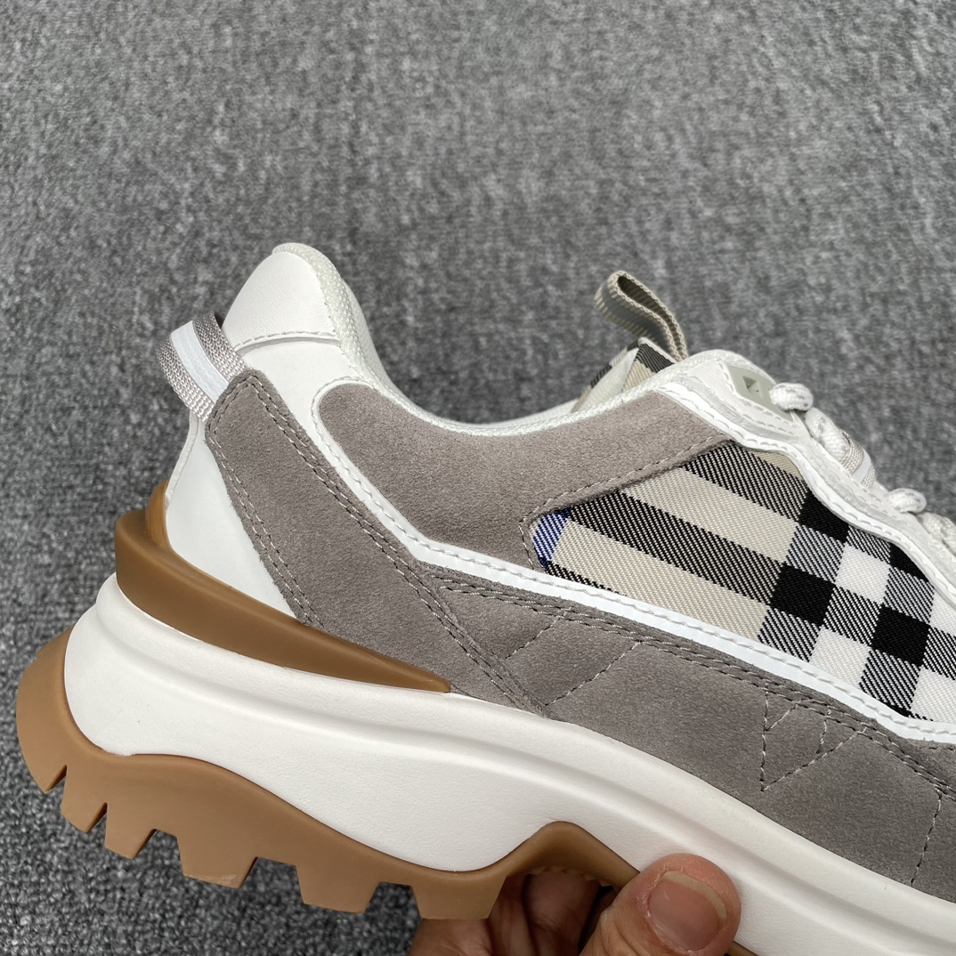 Burberry shoes