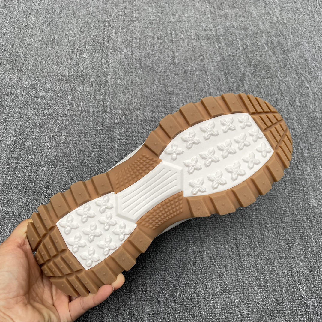 Burberry shoes