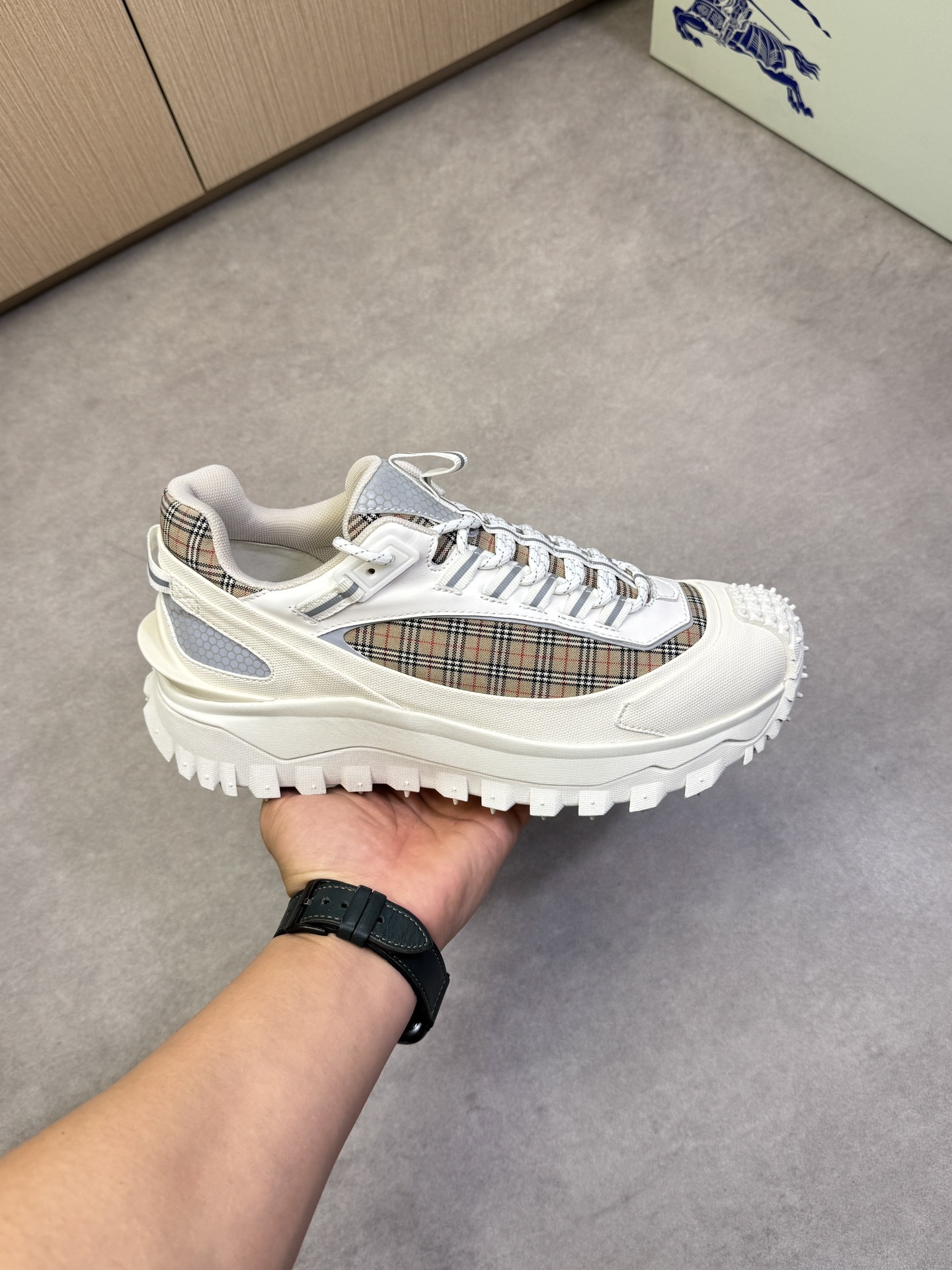 Burberry shoes