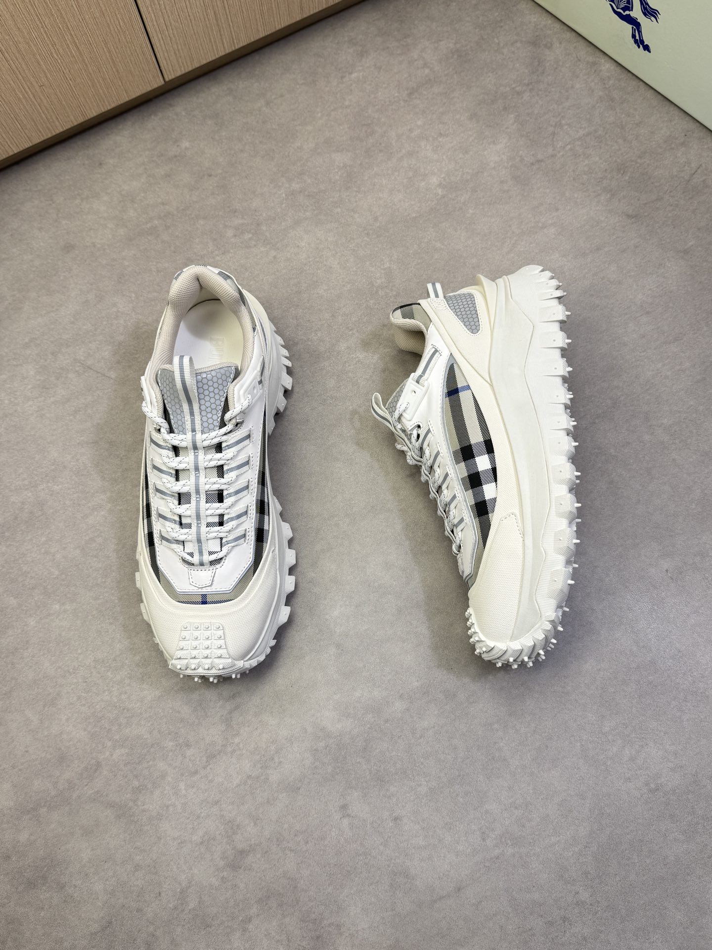 Burberry shoes