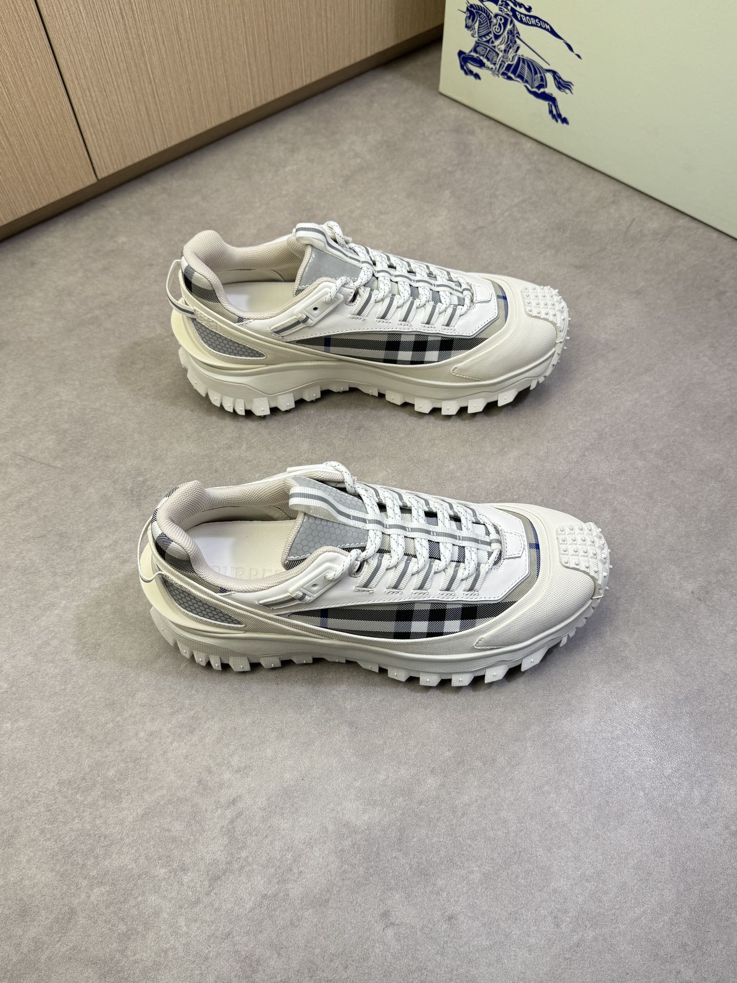 Burberry shoes