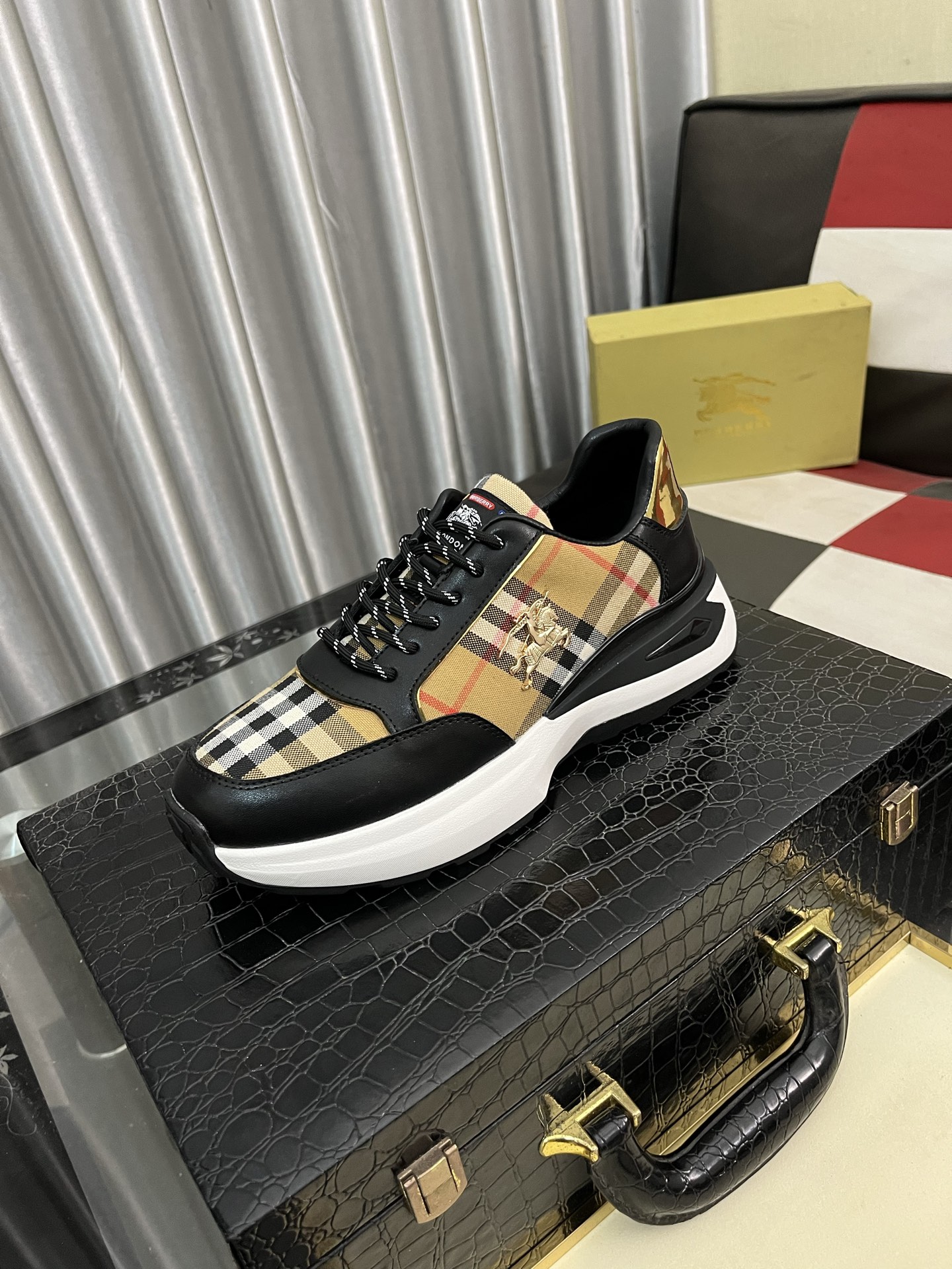 Burberry shoes