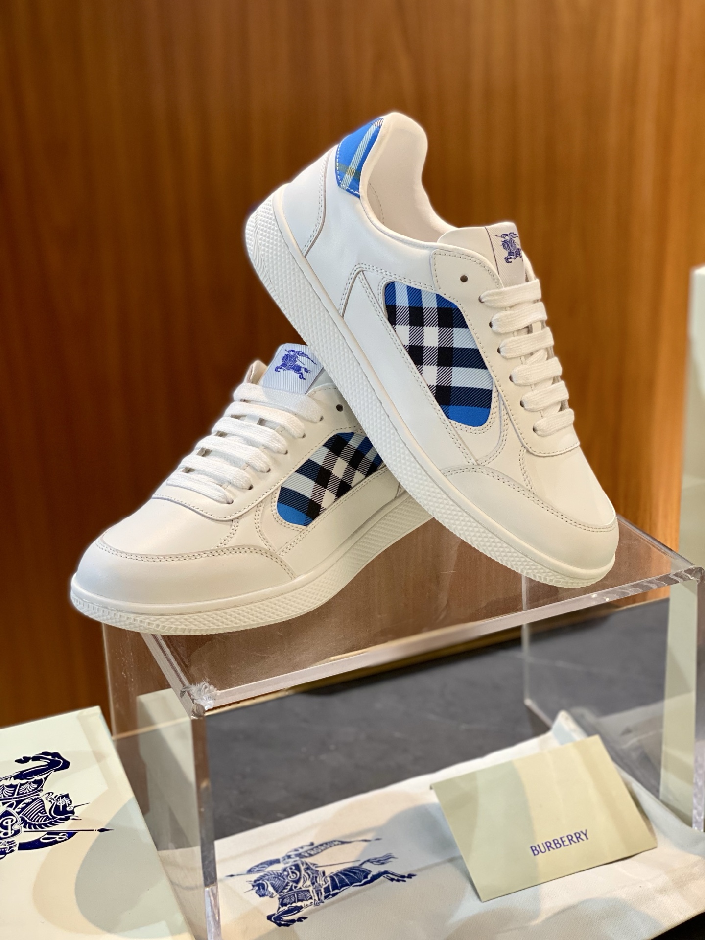 Burberry shoes