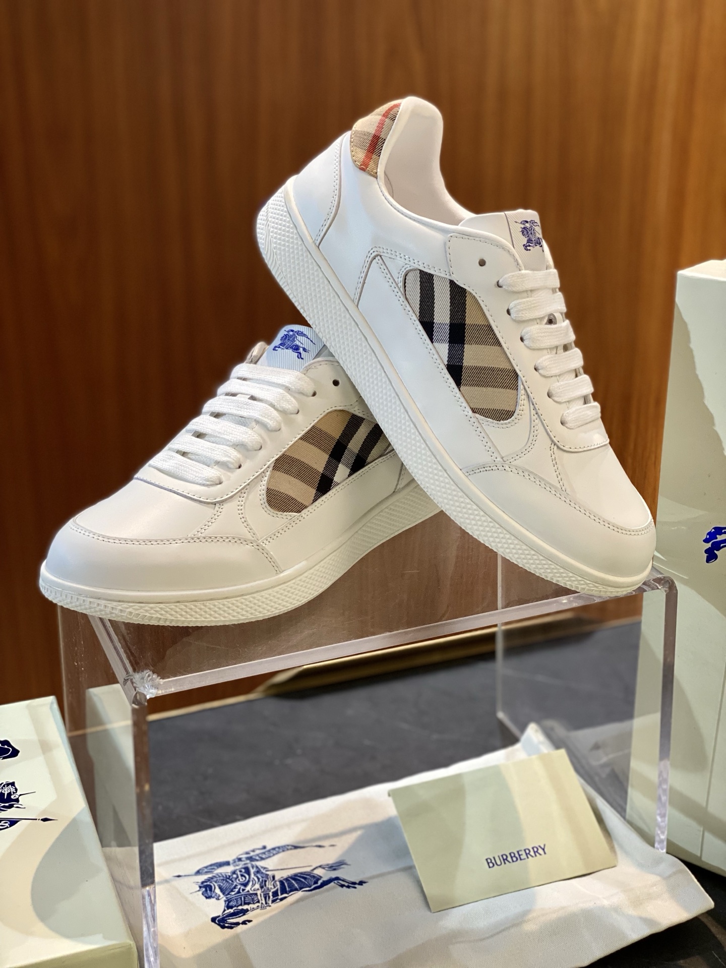 Burberry shoes