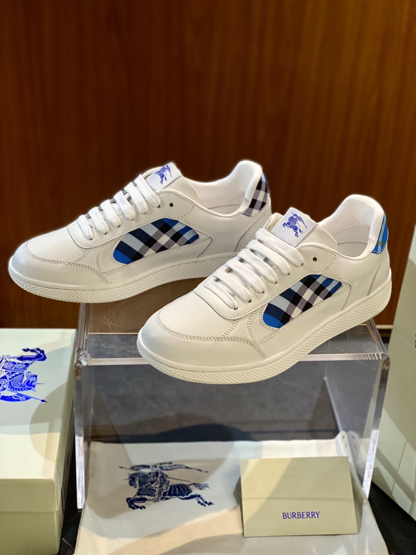 Burberry shoes