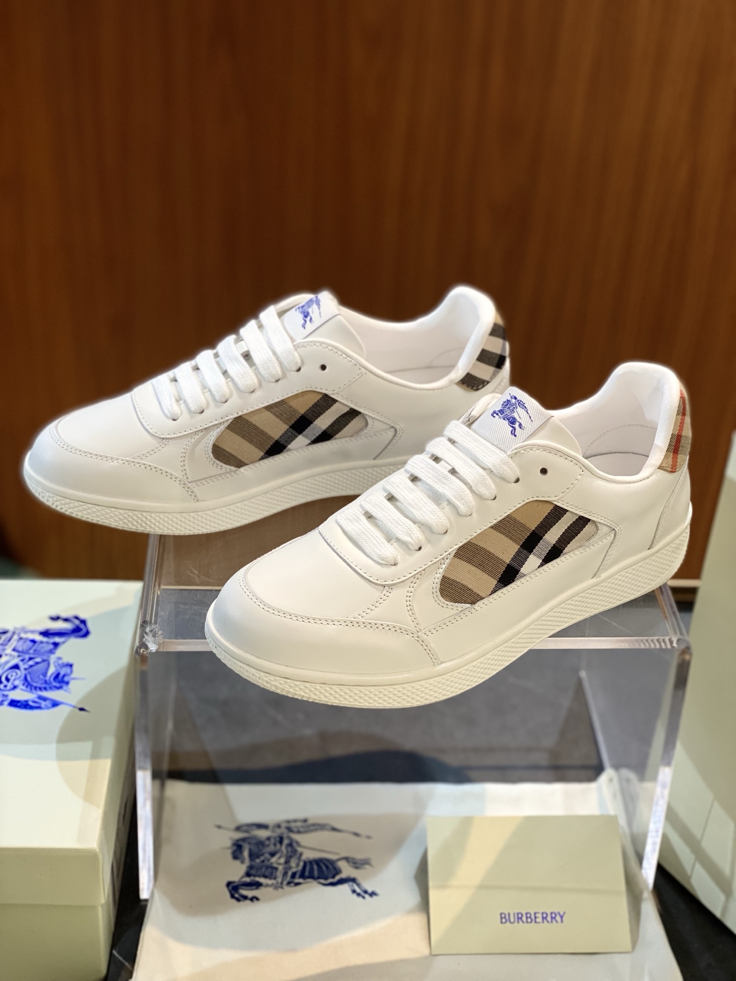 Burberry shoes