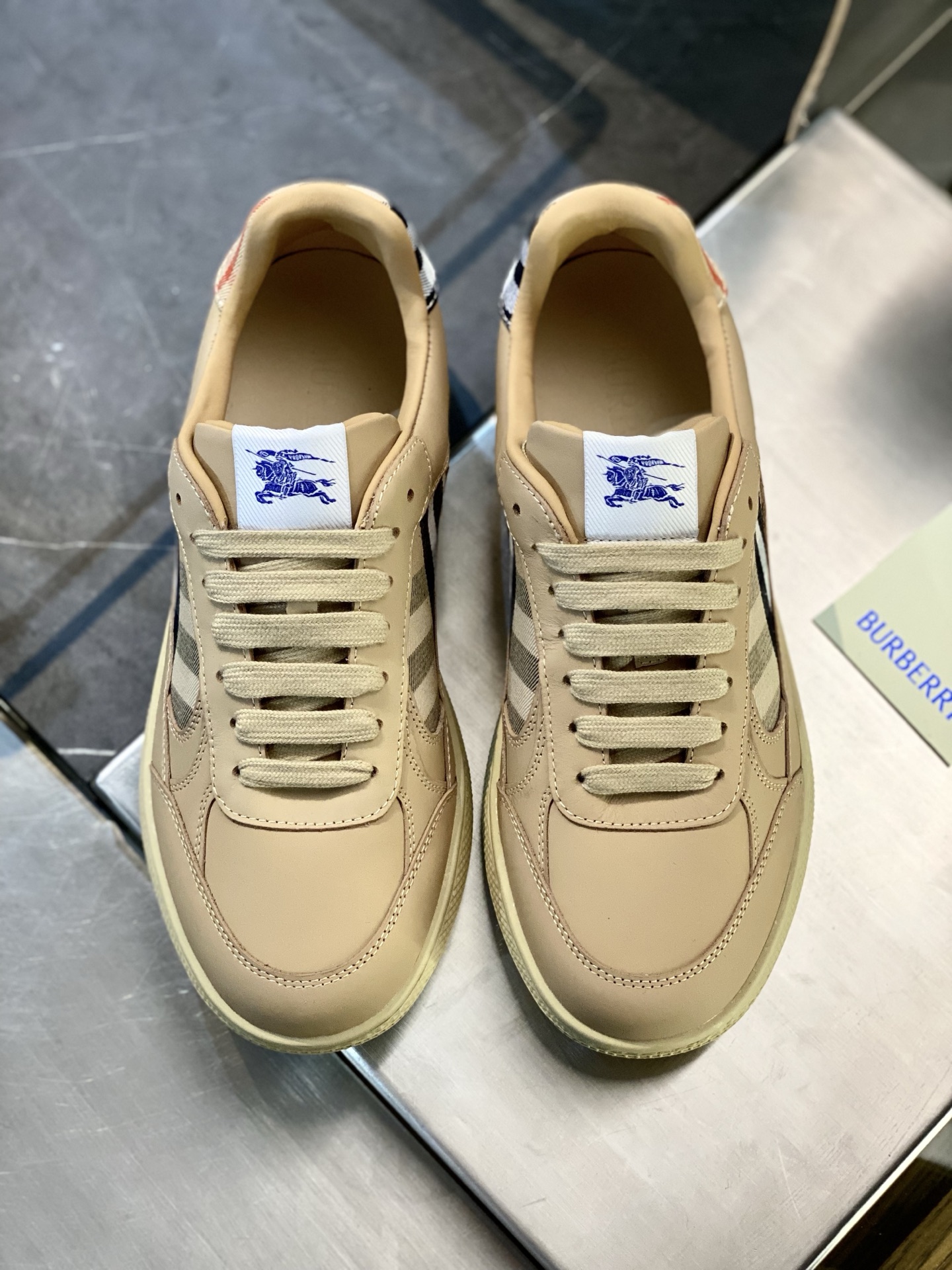 Burberry shoes