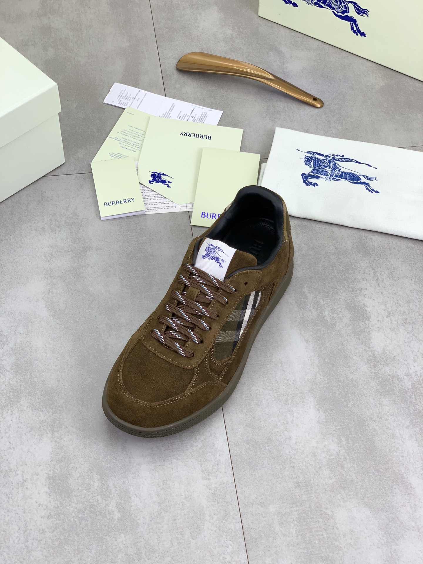 Burberry shoes