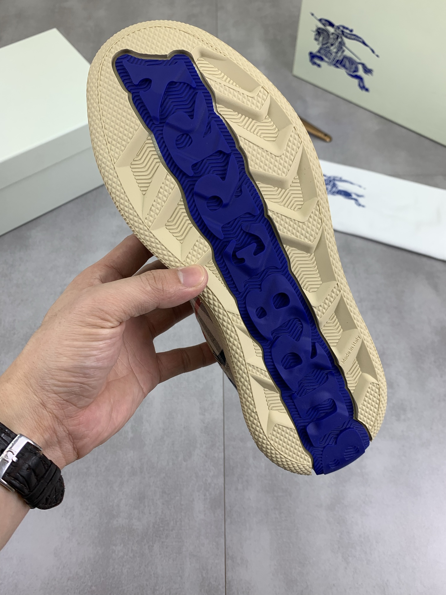 Burberry shoes