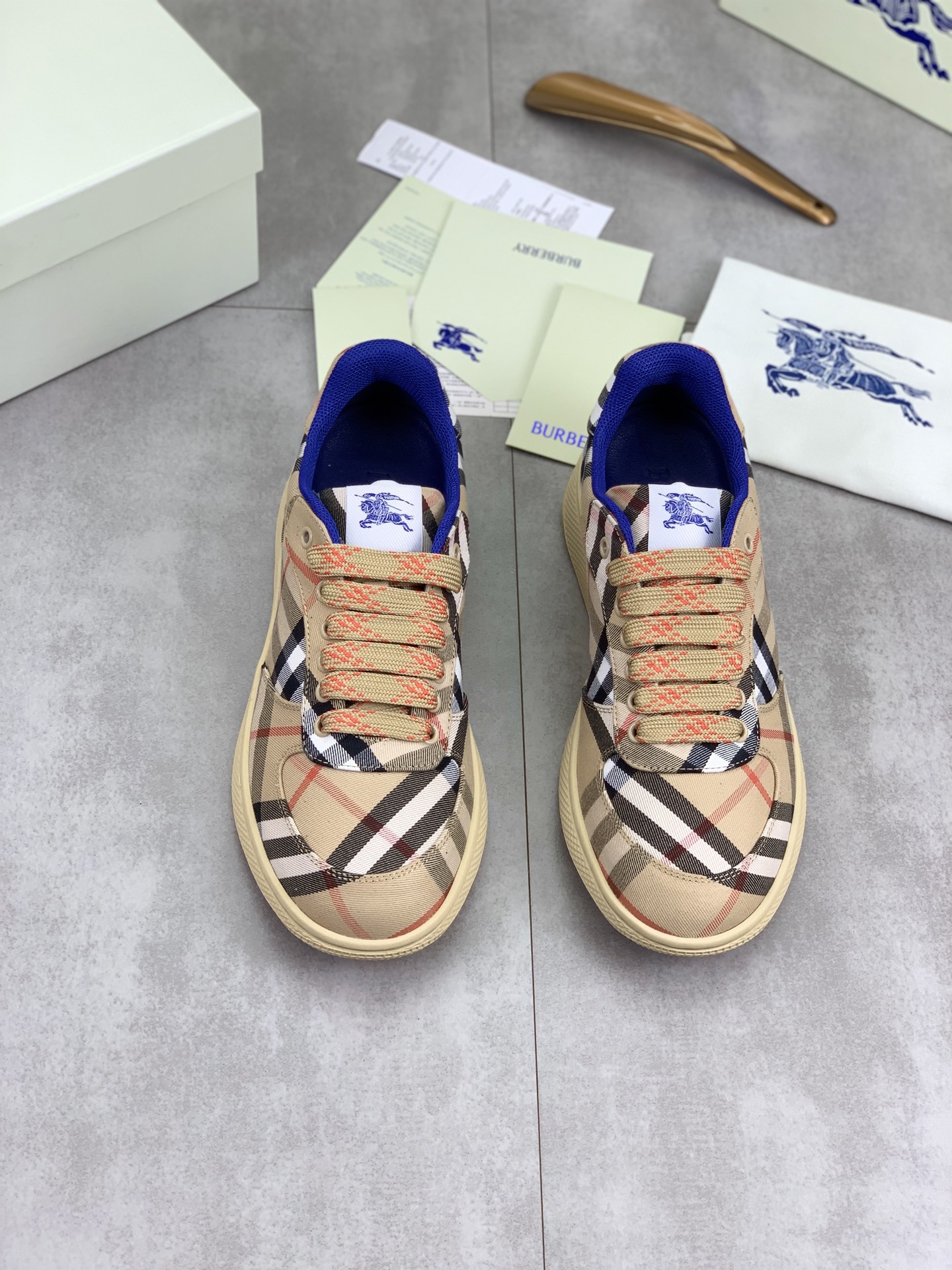 Burberry shoes