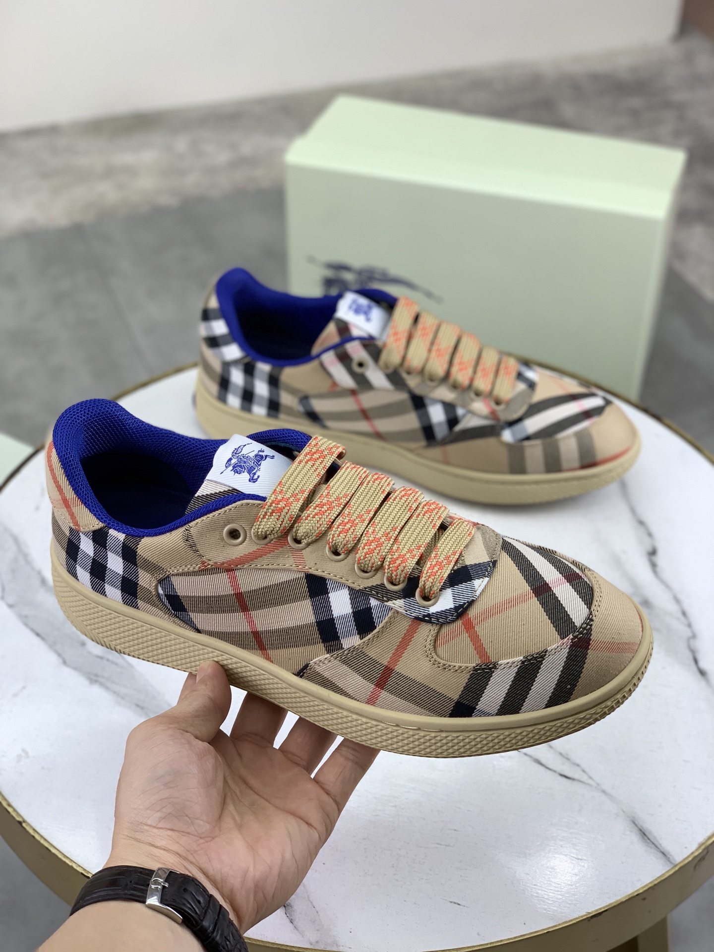 Burberry shoes