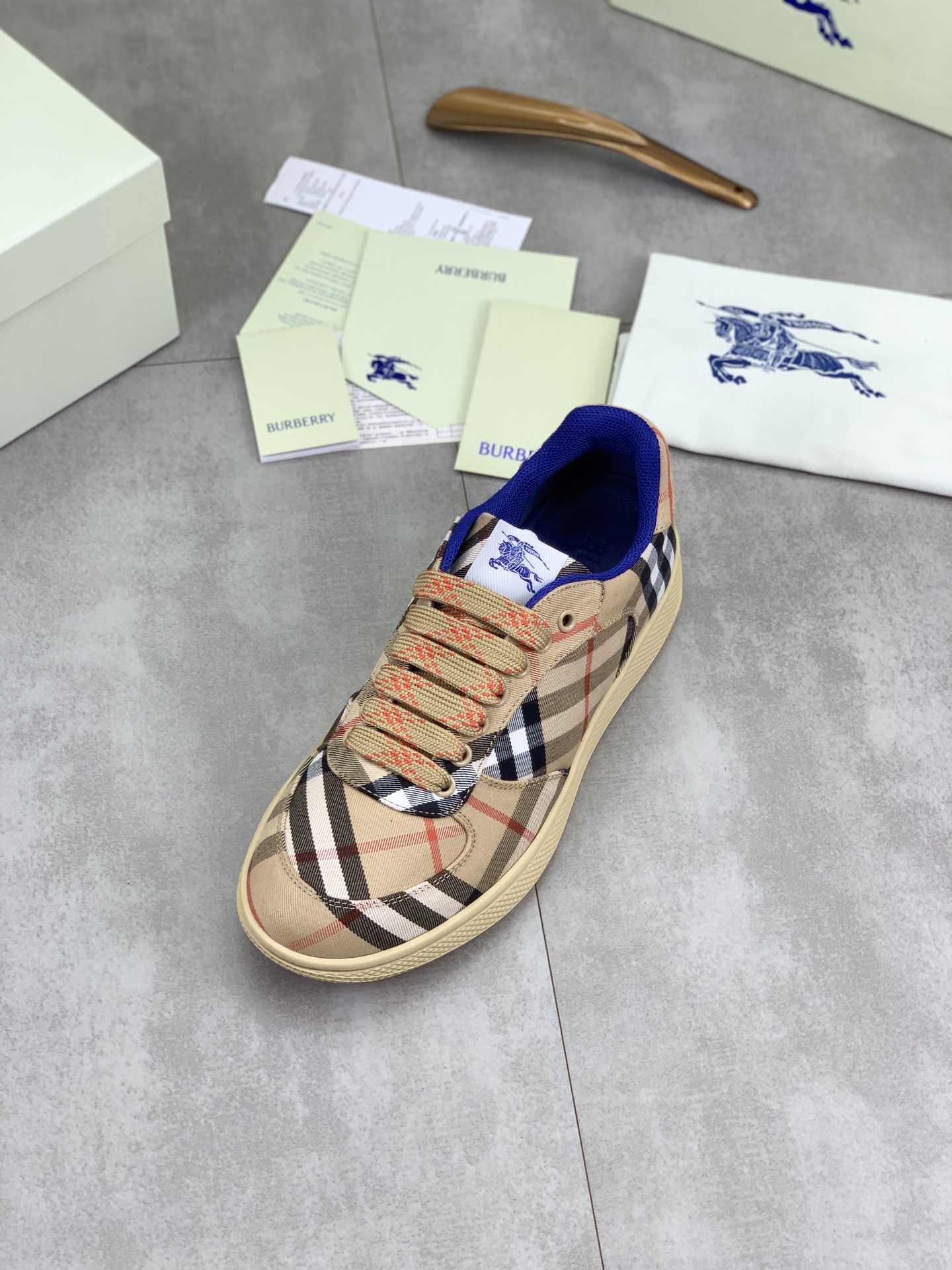 Burberry shoes