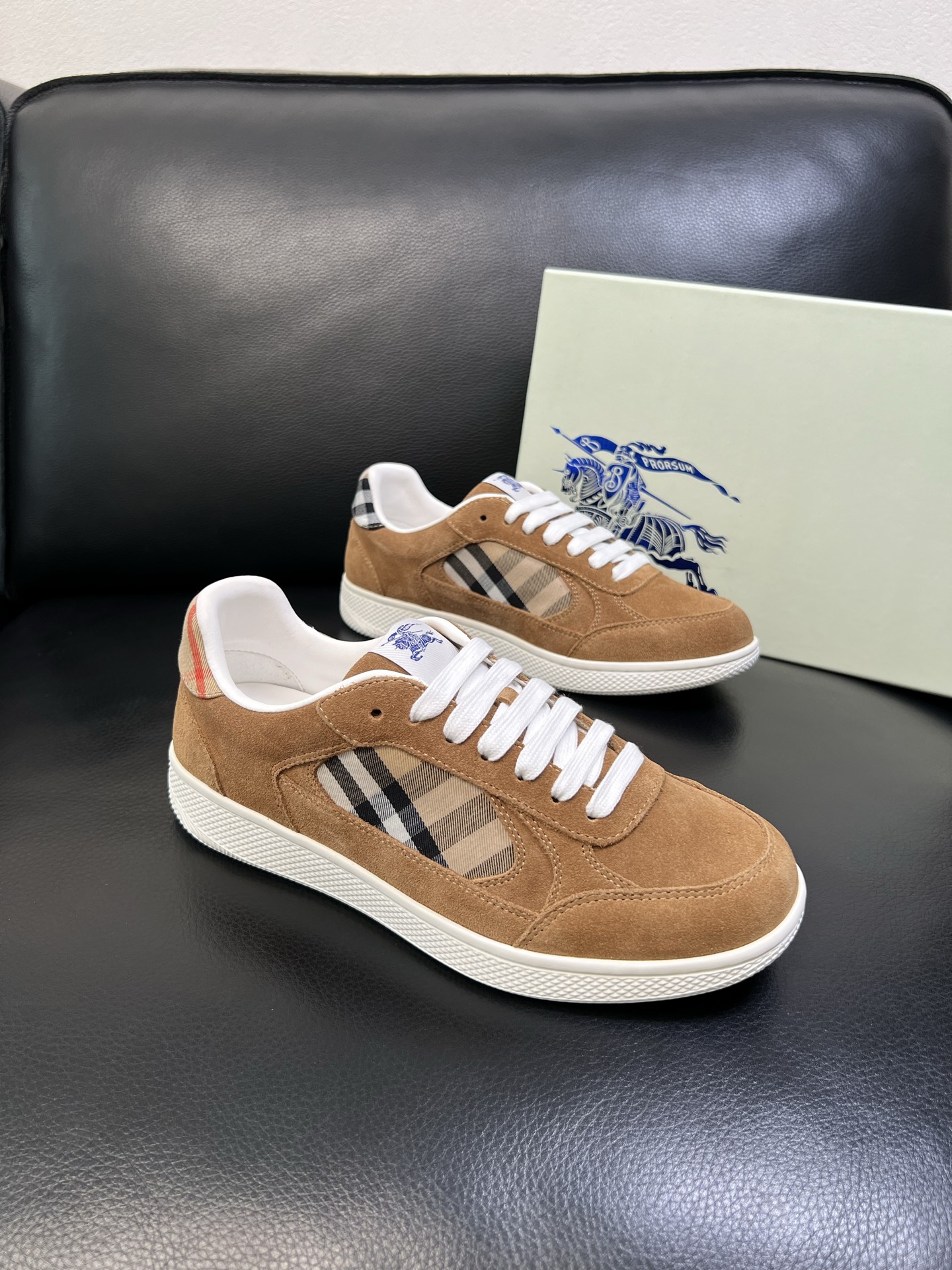 Burberry shoes