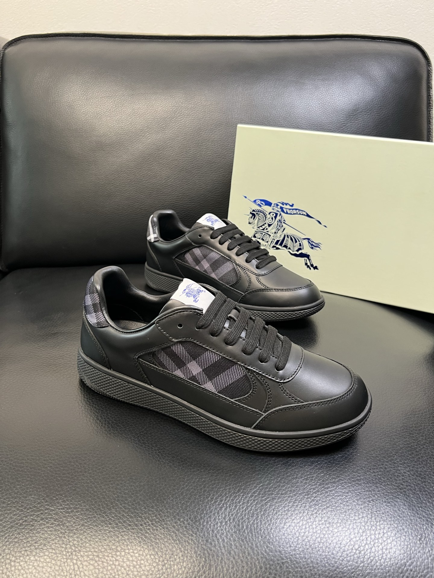 Burberry shoes