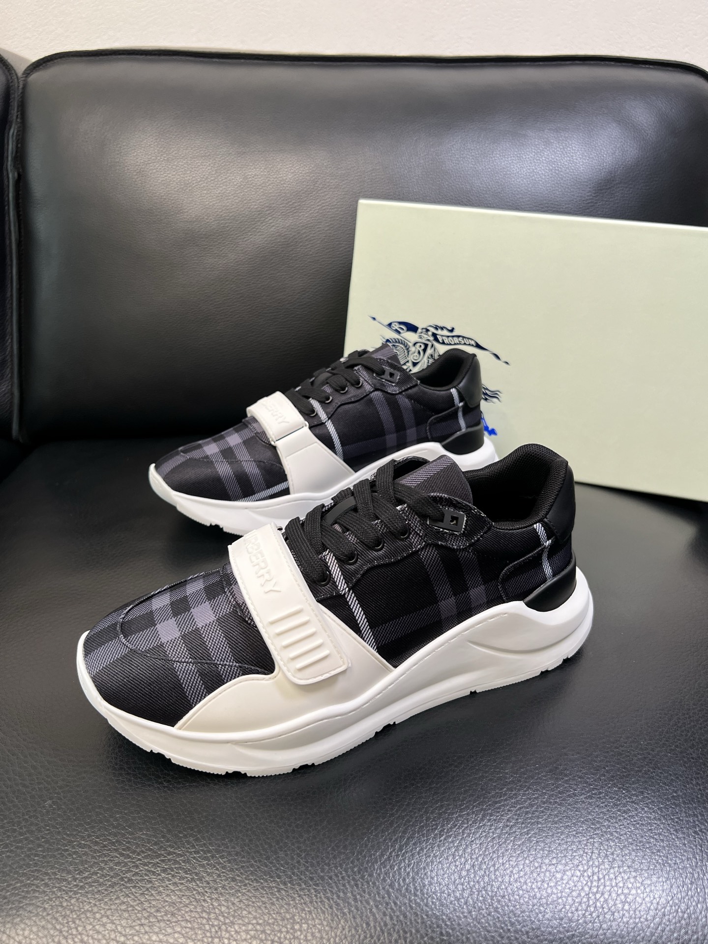 Burberry shoes