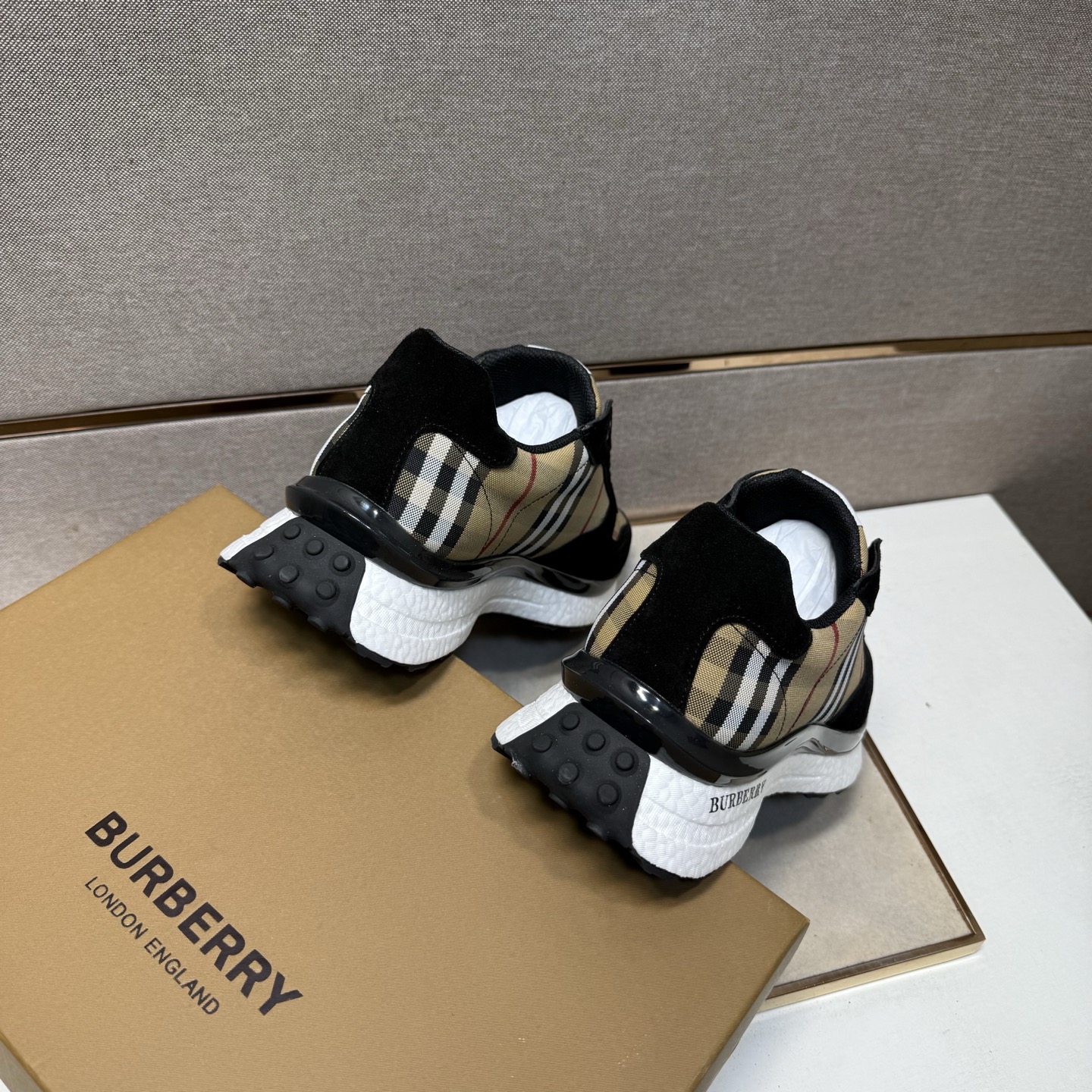 Burberry shoes