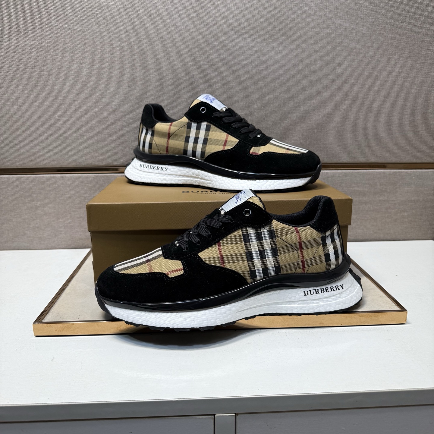 Burberry shoes