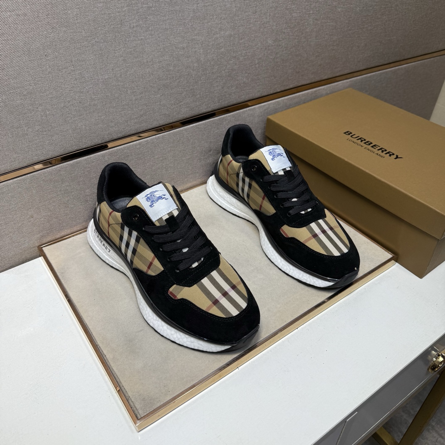 Burberry shoes