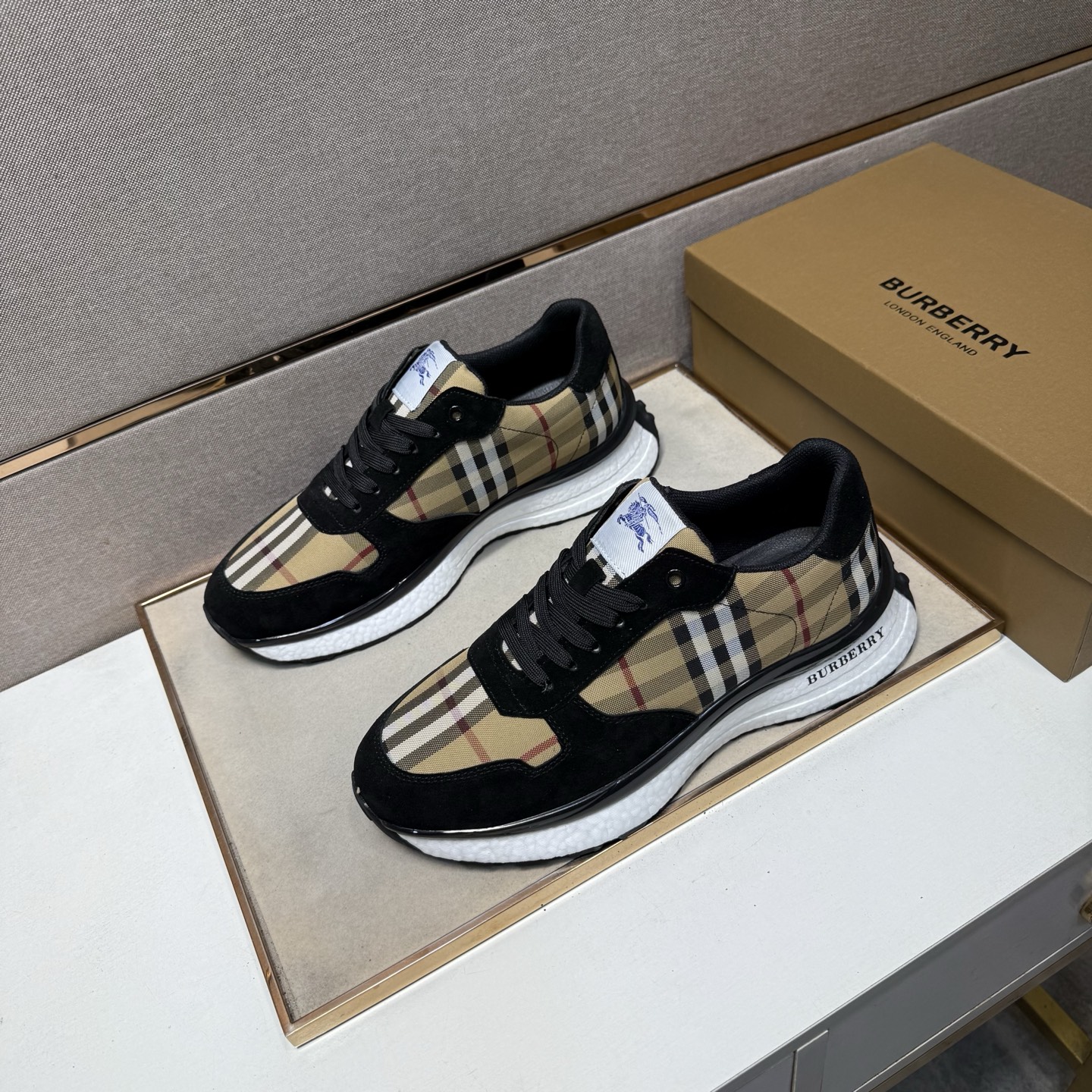 Burberry shoes