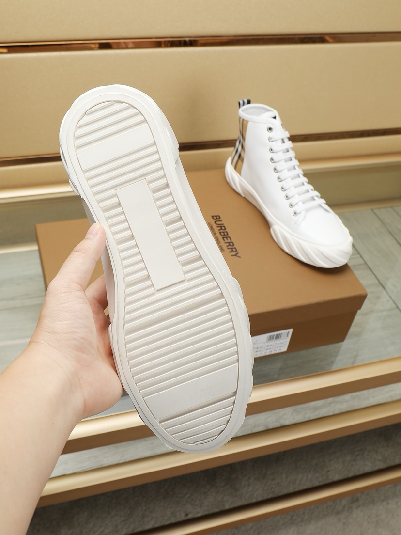 Burberry shoes