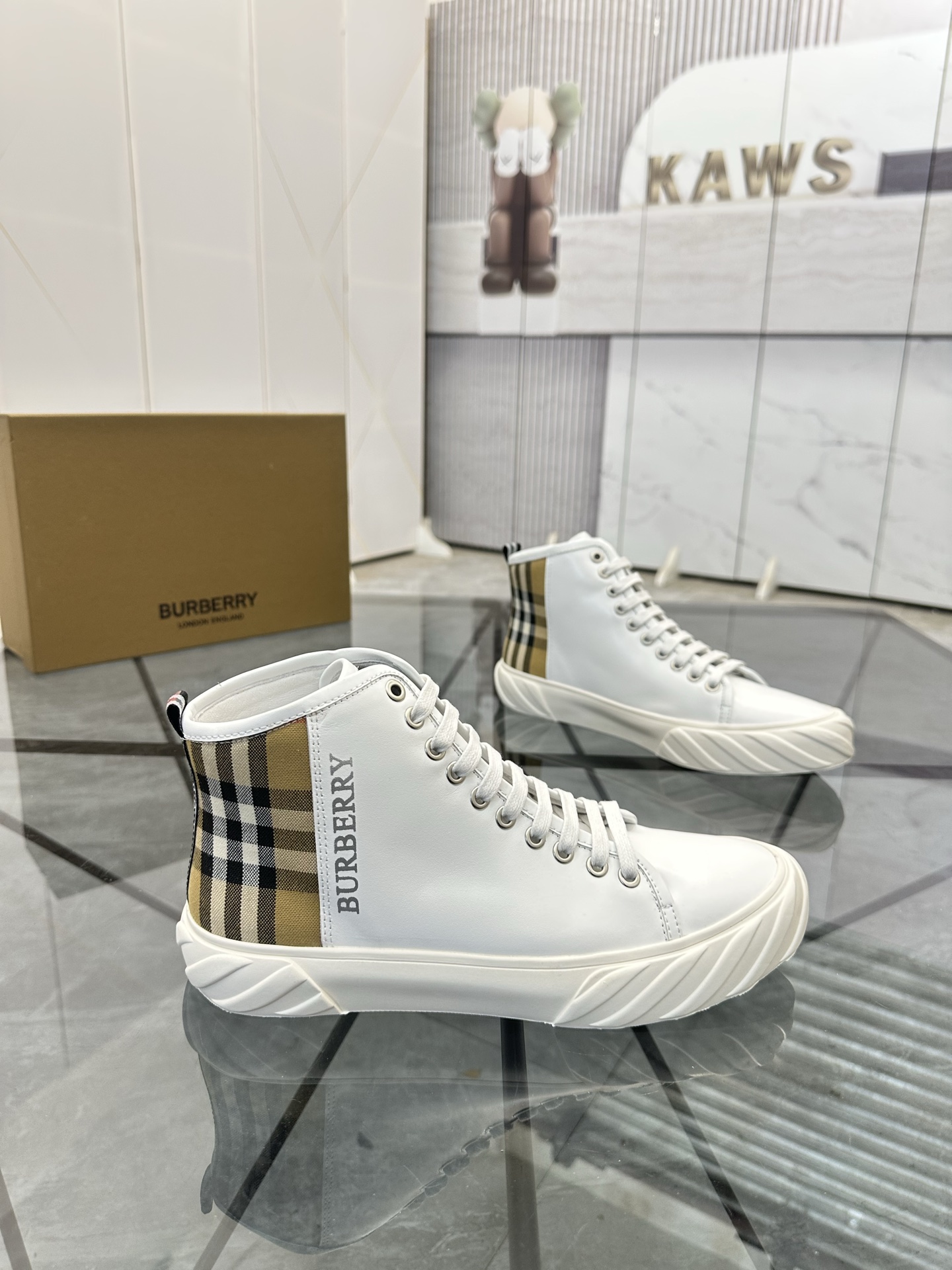 Burberry shoes