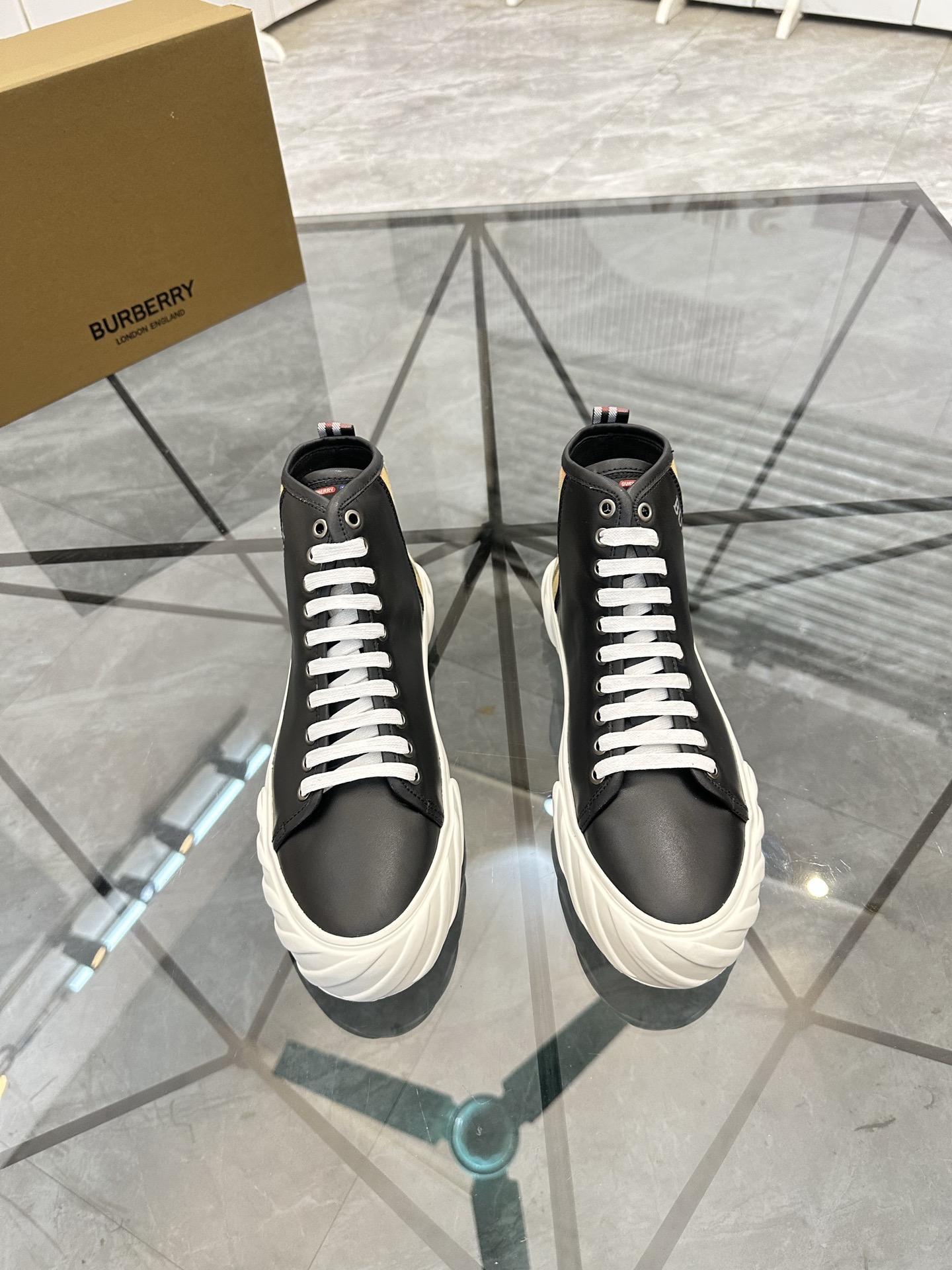 Burberry shoes