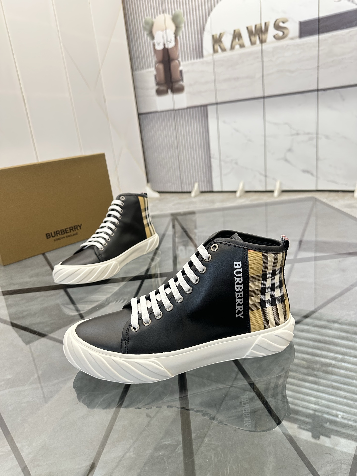 Burberry shoes