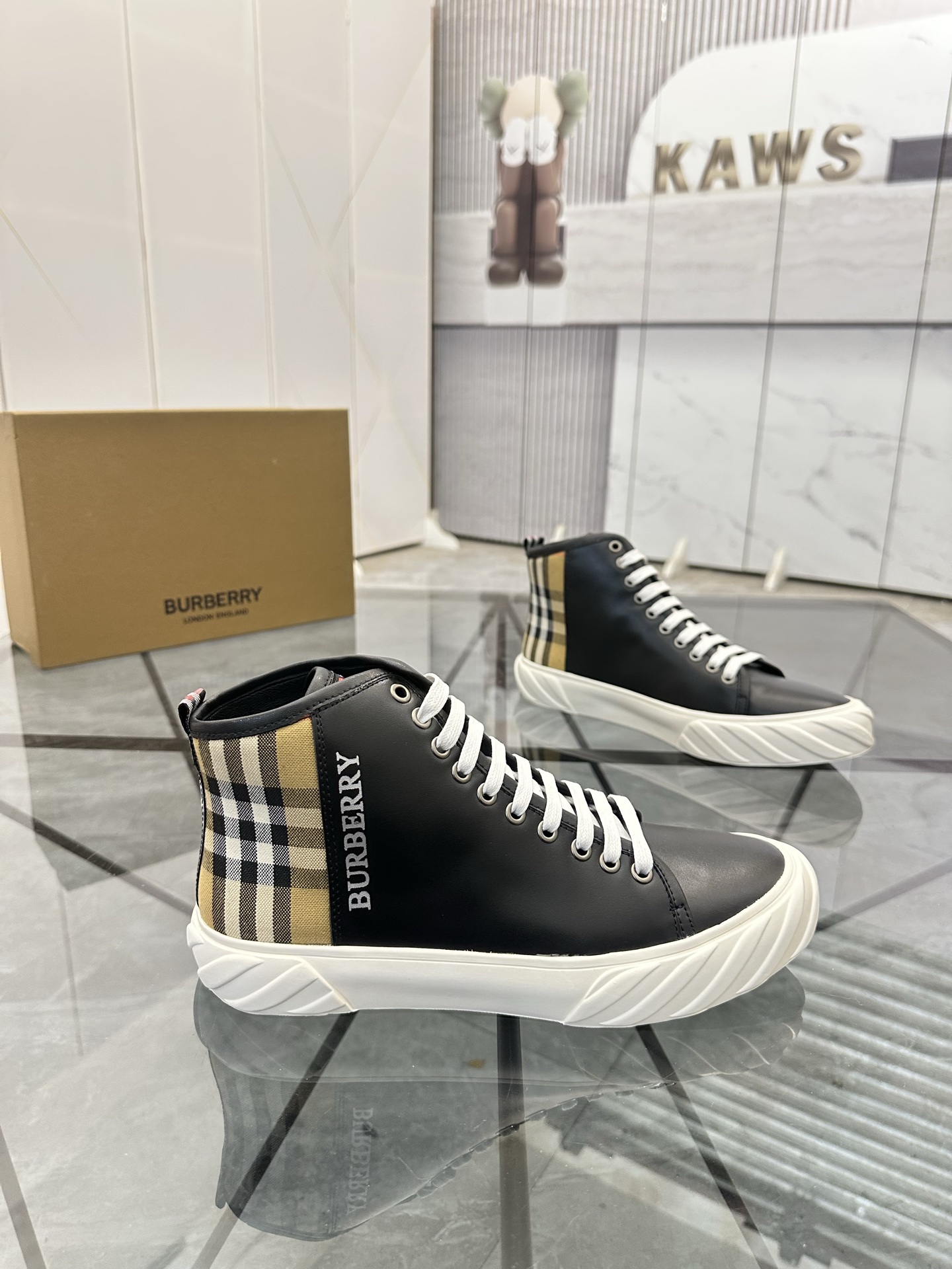 Burberry shoes