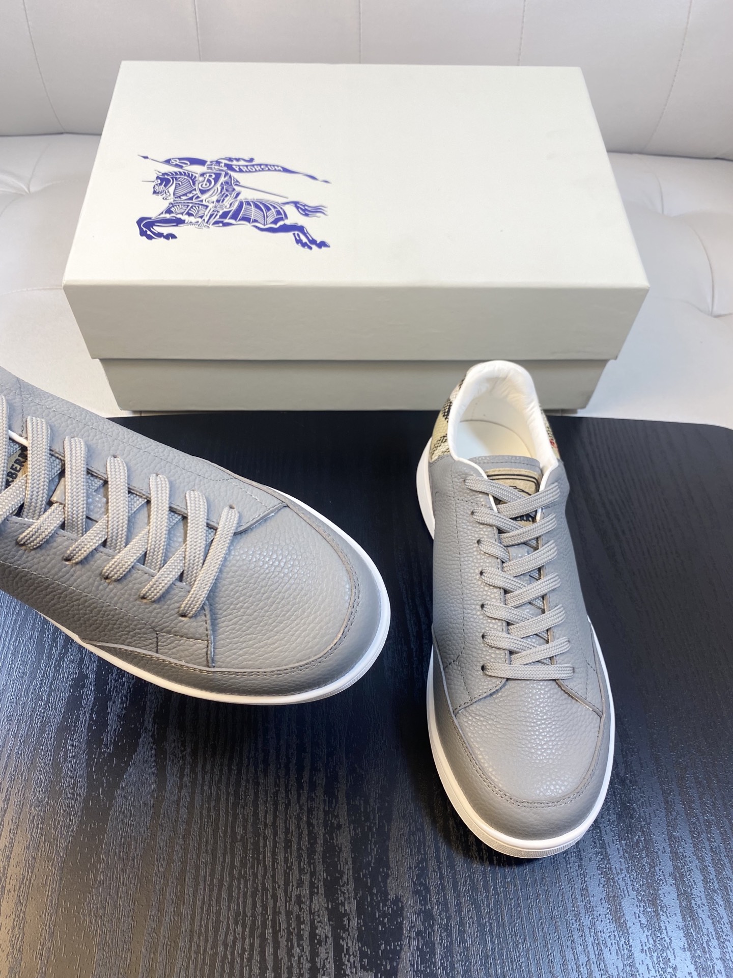 Burberry shoes