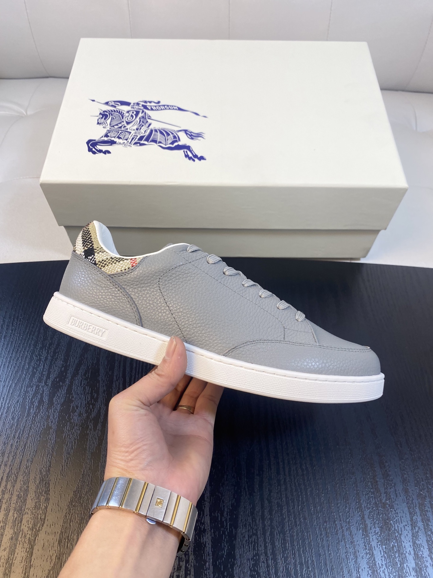 Burberry shoes