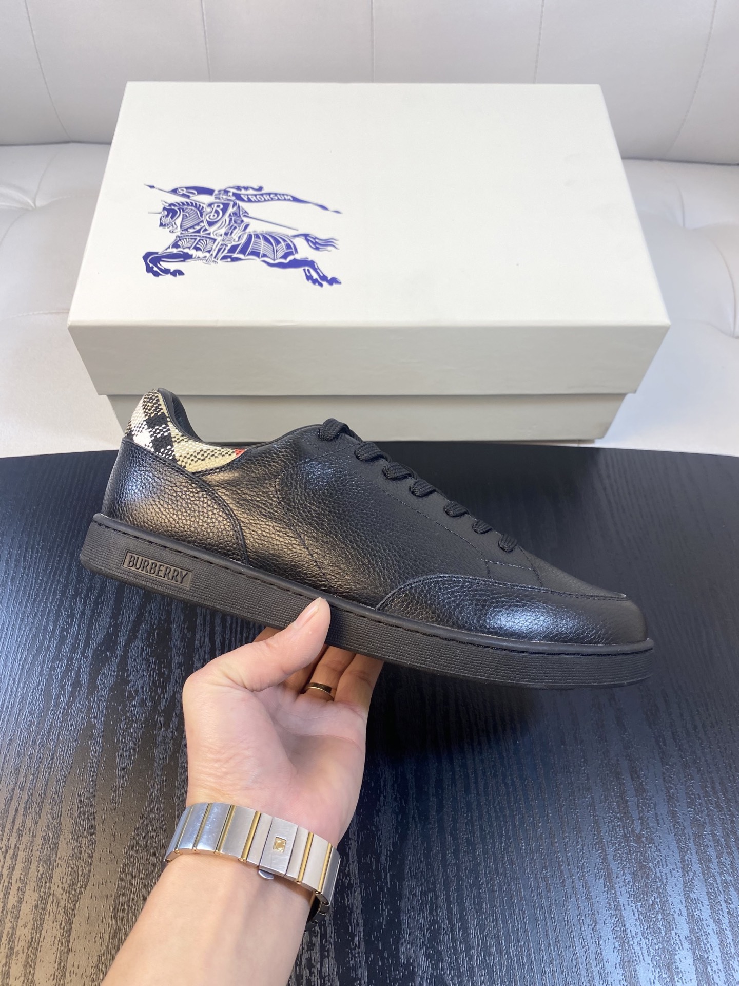 Burberry shoes