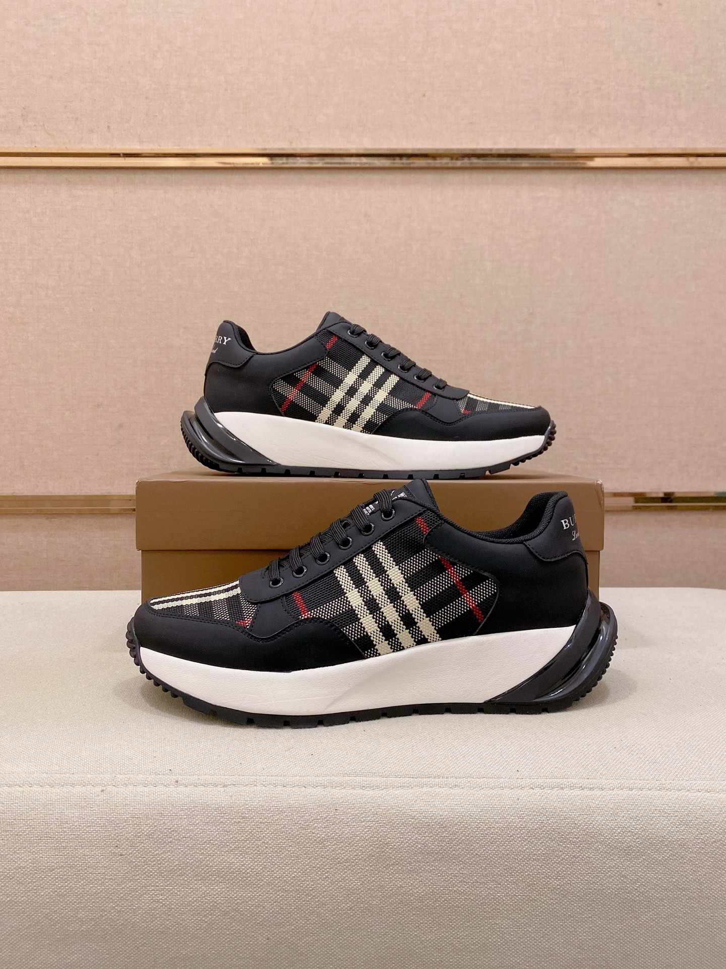 Burberry shoes