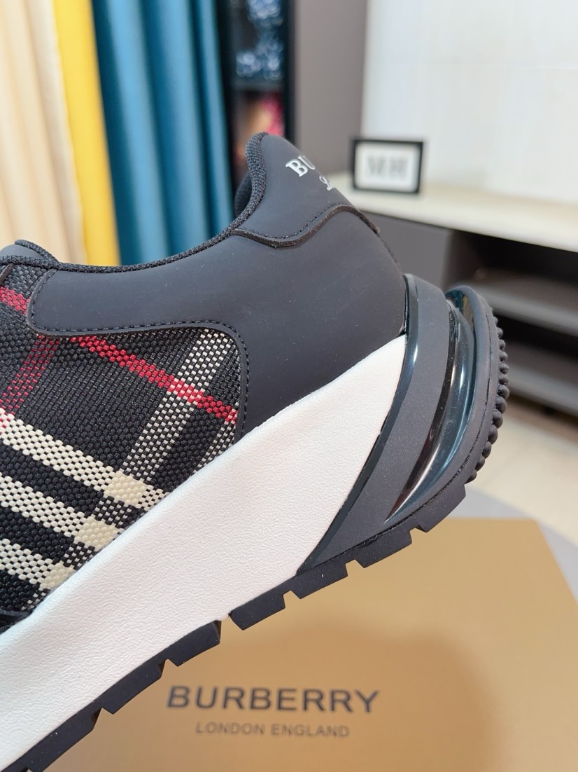 Burberry shoes