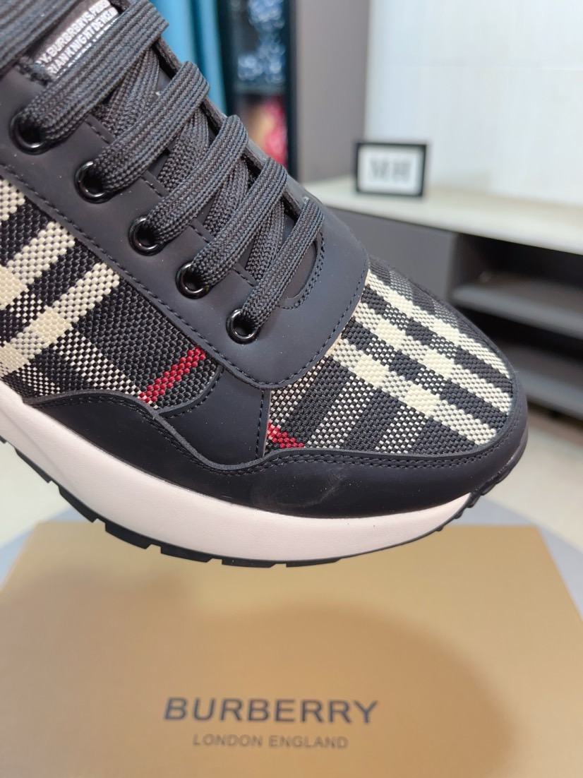 Burberry shoes