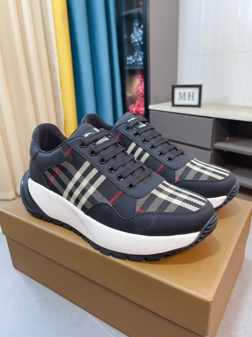 Burberry shoes