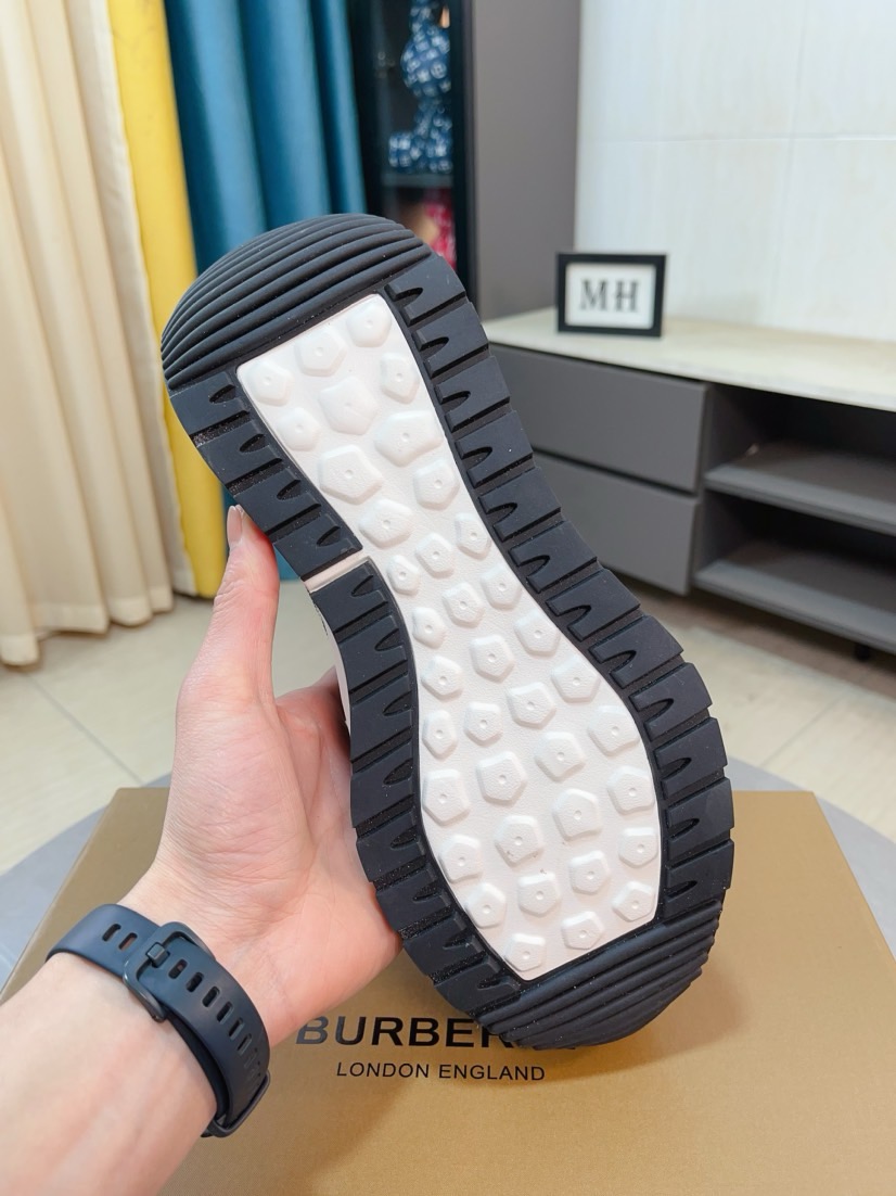 Burberry shoes