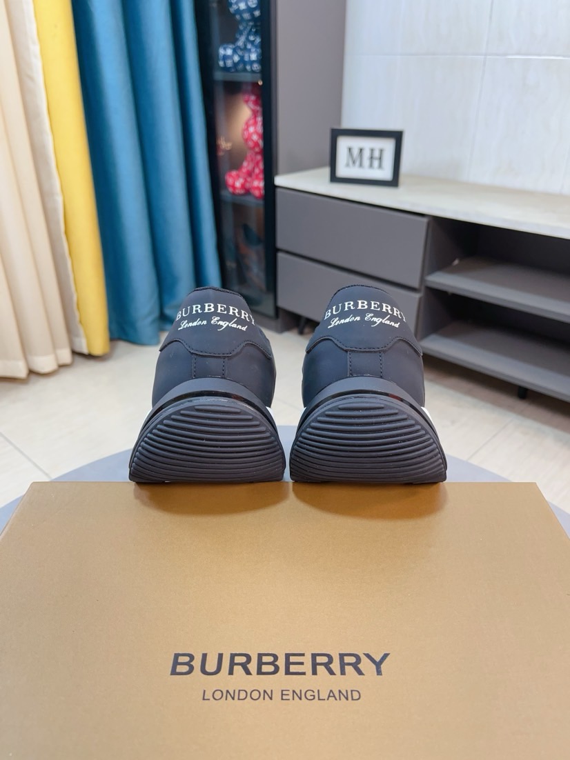 Burberry shoes