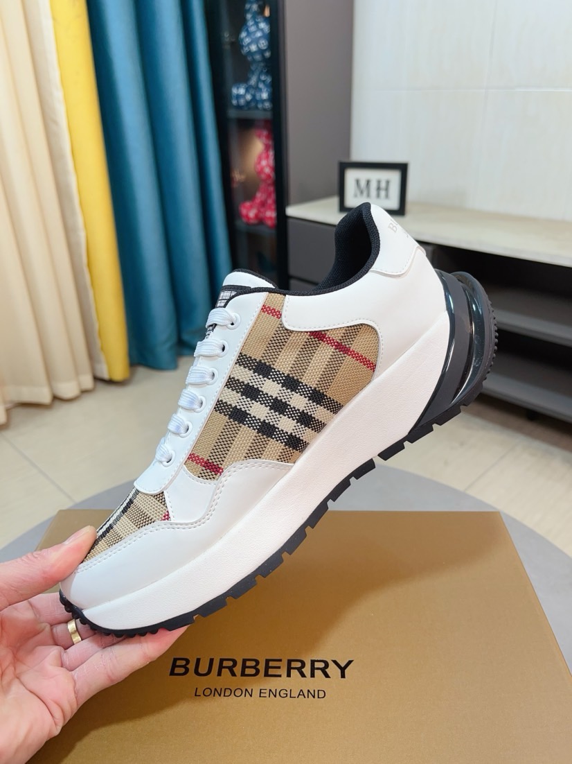Burberry shoes