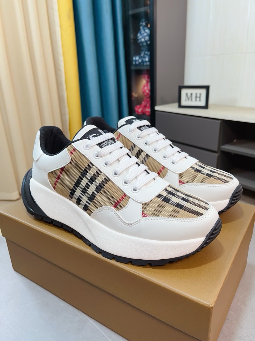 Burberry shoes