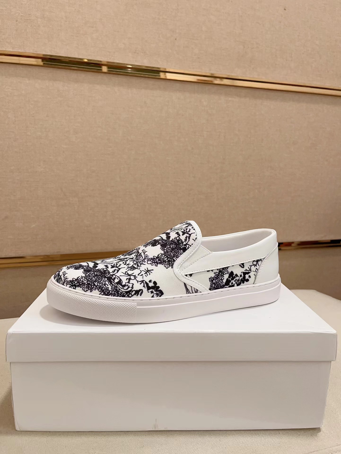 Dior shoes